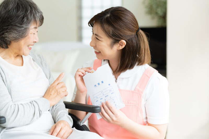 在宅訪問する薬剤師